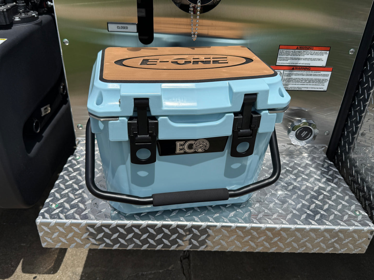 ECO x E-ONE 10-Quart Cooler - Multiple Color Options