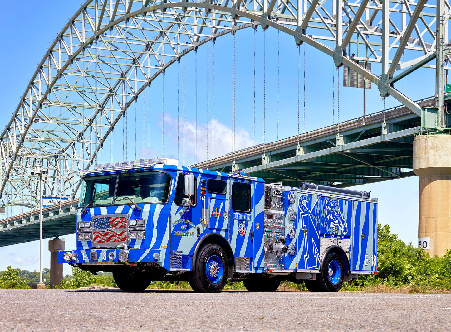 E-ONE Fire Truck Magnet